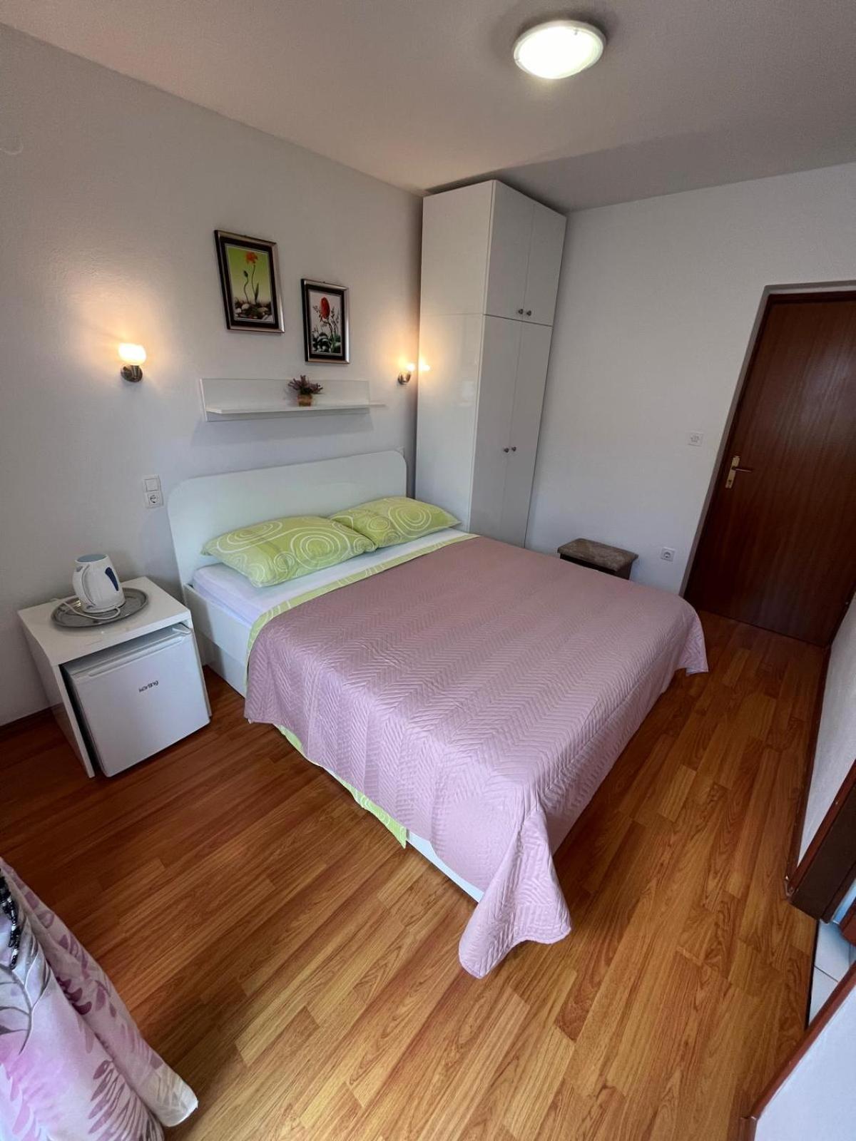 Apartmani Ana Juricev Vodice Exterior foto