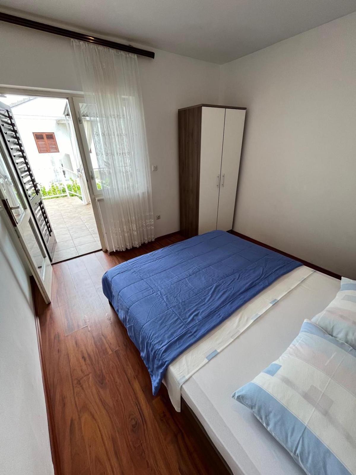 Apartmani Ana Juricev Vodice Exterior foto